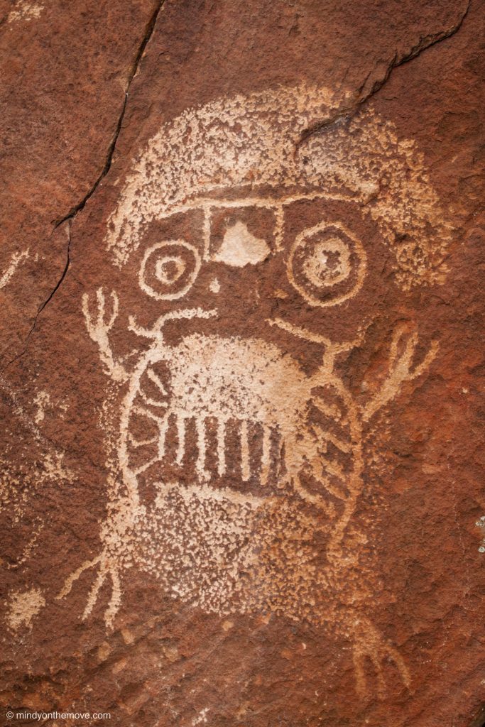 where can petroglyphs be found