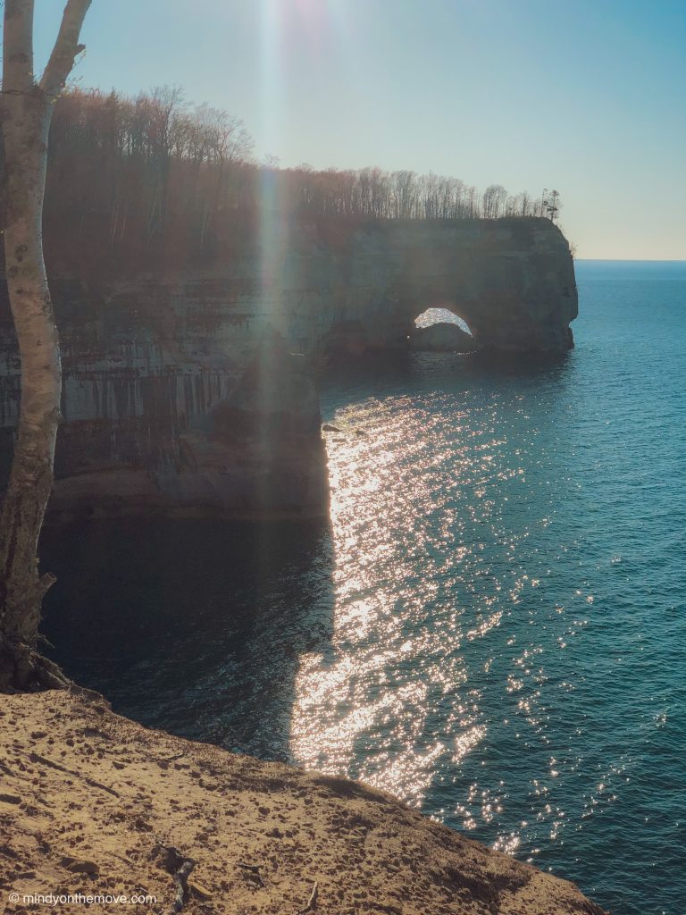 how to see pictured rocks